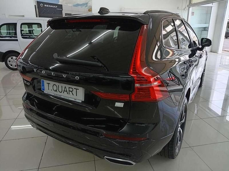 Usado Volvo XC60 R-Design 392 CV (288 kW) 2020 Negro SUV