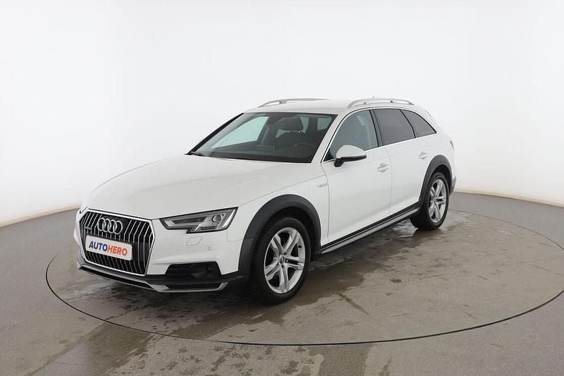 Usado Audi A4 Allroad 163 CV (119 kW) 2018 Blanco Familiar