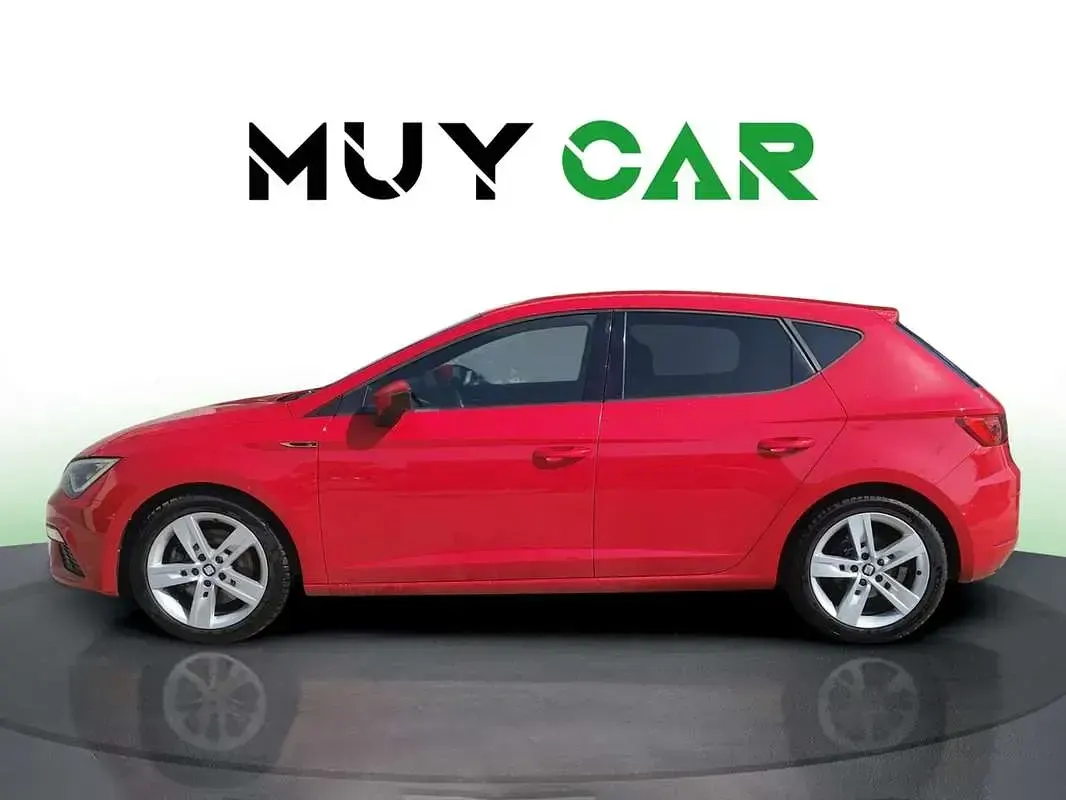 Usado Seat Leon FR 150 CV (110 kW) 2020 Rojo Utilitario