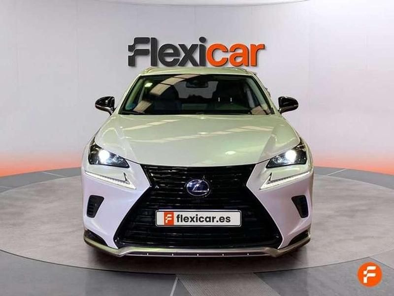Usado Lexus NX300h Business Edition 197 CV (144 kW) 2021 Blanco SUV
