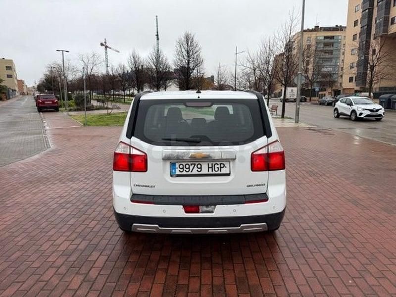 Usado Chevrolet Orlando LTZ 163 CV (119 kW) 2012 Blanco Monovolumen