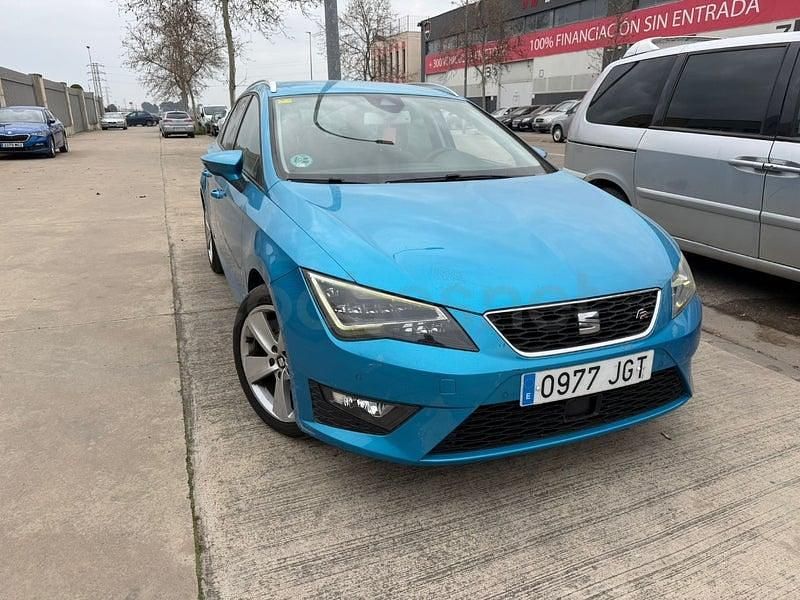 Usado Seat Leon FR 150 CV (110 kW) 2016 Azul Familiar