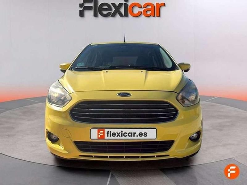 Usado Ford Ka Plus Active 86 CV (63 kW) 2018 Amarillo Utilitario