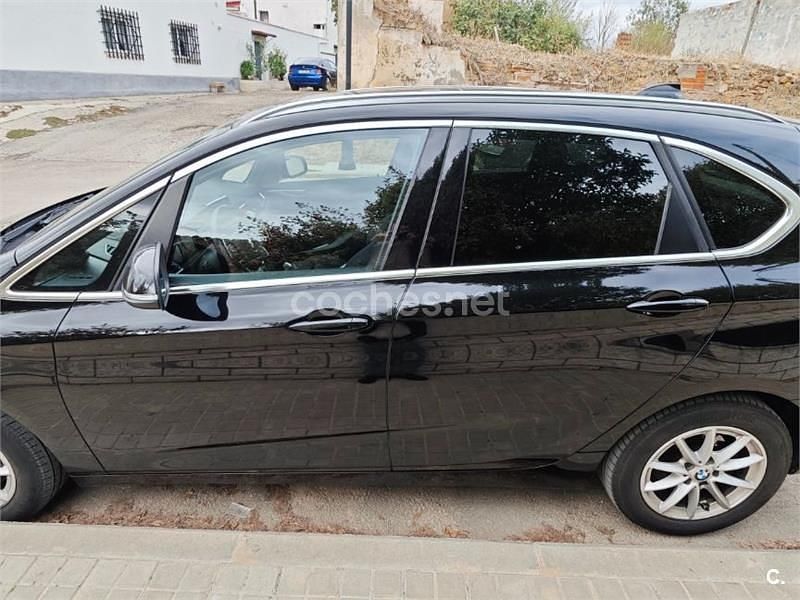 Usado BMW 218 150 CV (110 kW) 2019 Negro Familiar