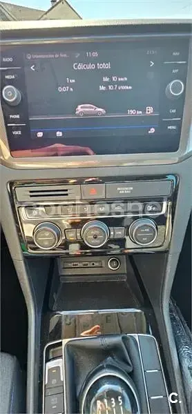 Usado VW Golf Sportsvan Edition 115 CV (84 kW) 2019 Gris / plata Monovolumen