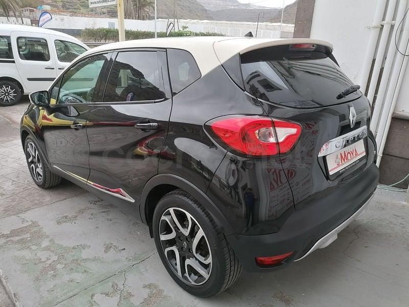 Usado Renault Captur Intens 90 CV (66 kW) 2014 Negro SUV