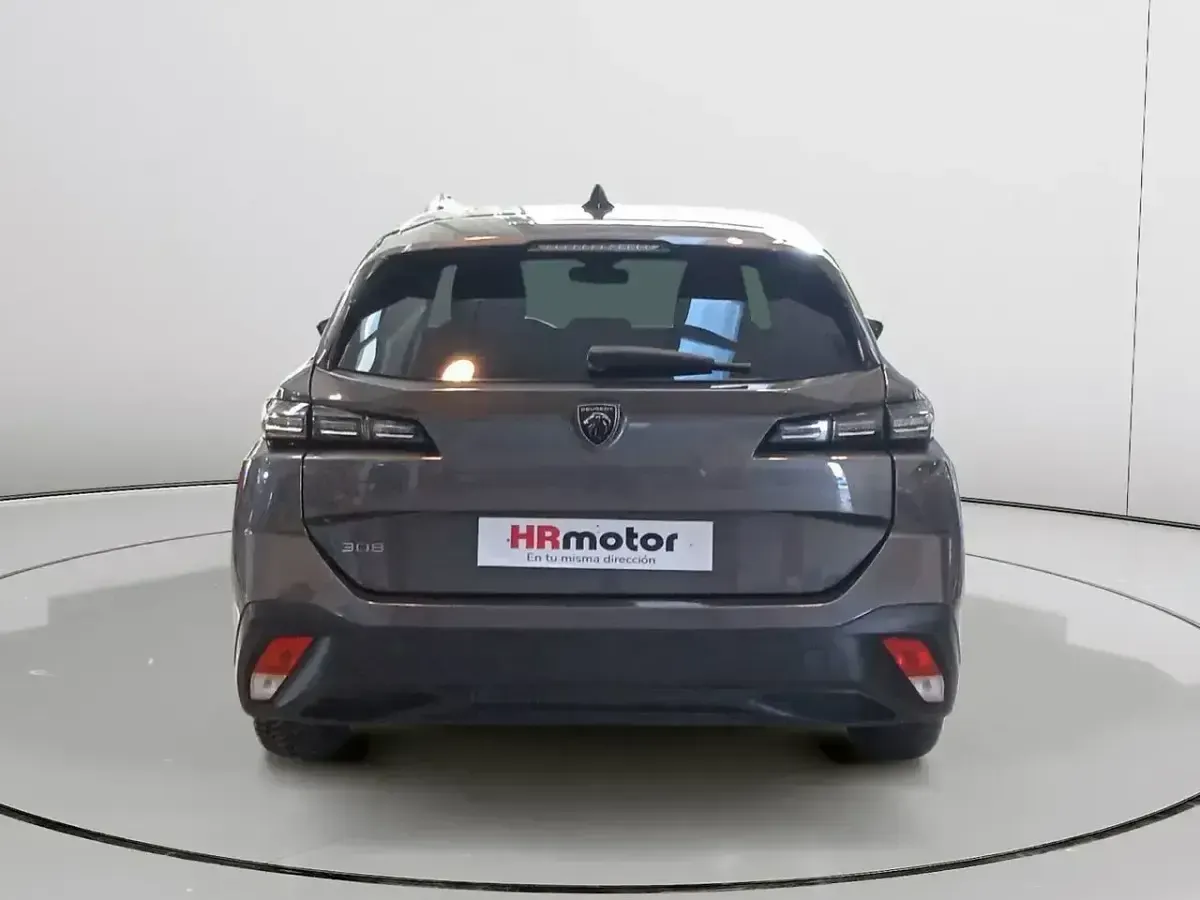 Usado Peugeot 308 Active 130 CV (95 kW) 2022 Gris Familiar