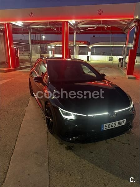 Usado VW Golf VIII R 320 CV (235 kW) 2021 Negro Berlina