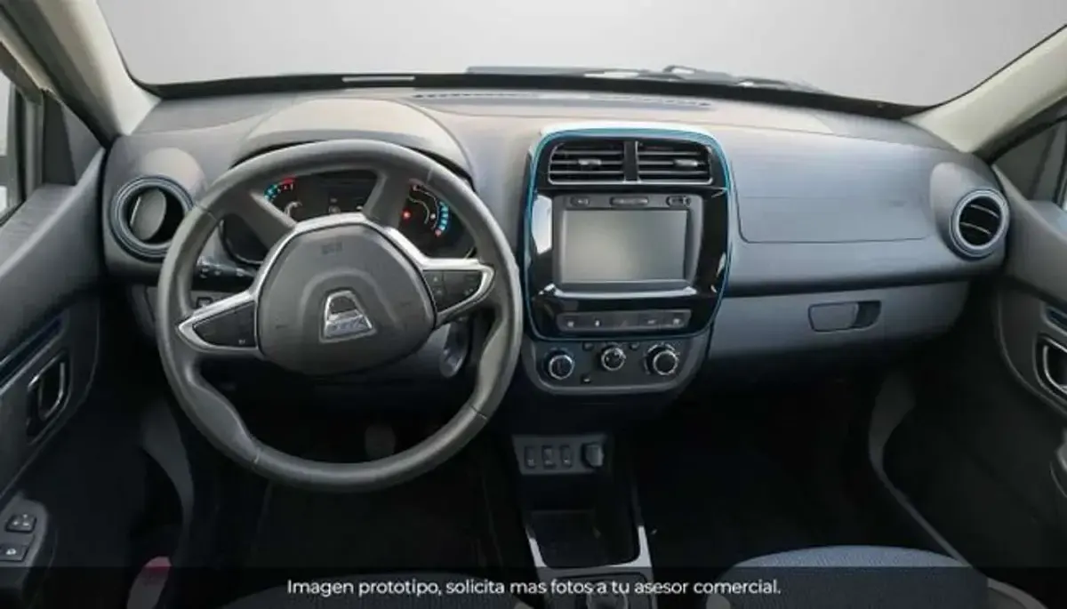 Usado Dacia Spring Comfort Plus 33 kW (45 CV) 2022 Blanco Utilitario