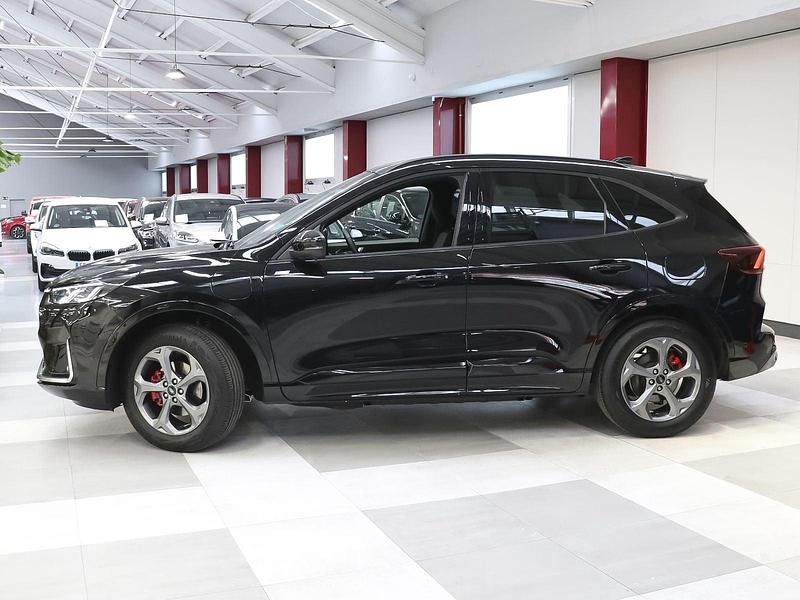 Usado Ford Kuga ST-Line X 243 CV (178 kW) 2025 Negro SUV