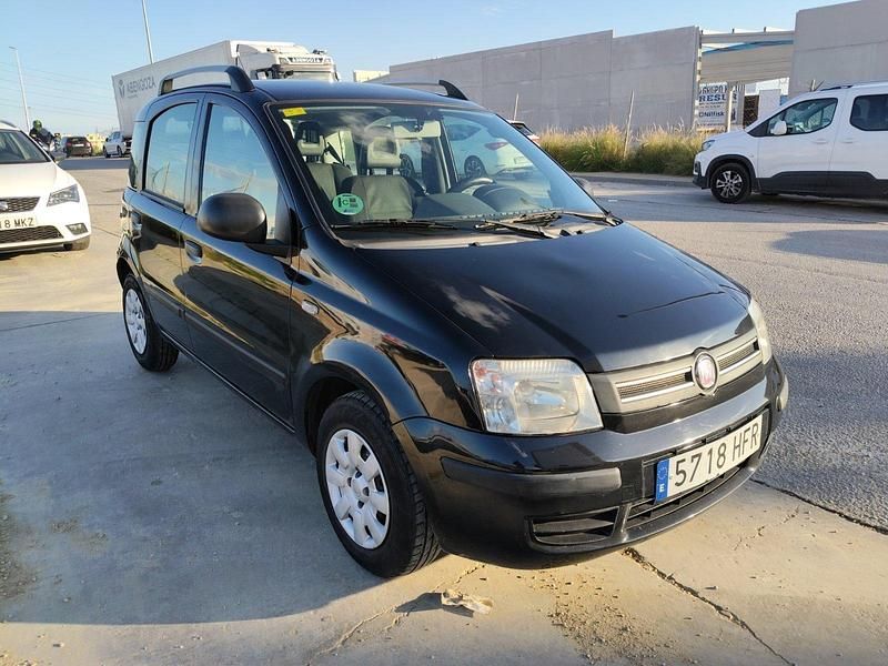 Usado Fiat Panda 70 CV (51 kW) 2011 Negro Utilitario