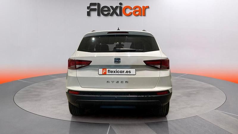 Usado Seat Ateca Ecomotive 116 CV (85 kW) 2019 Blanco SUV