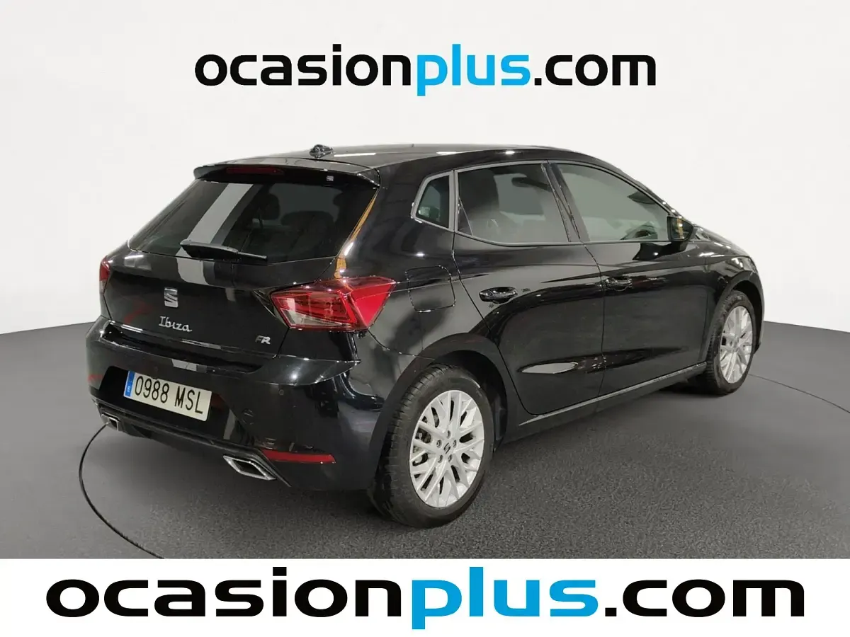 Usado Seat Ibiza FR 115 CV (84 kW) 2024 Negro Utilitario