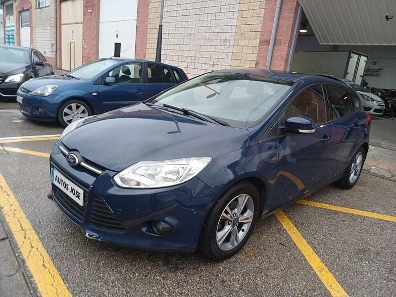 Usado Ford Focus Titanium 125 CV (91 kW) 2014 Azul Berlina