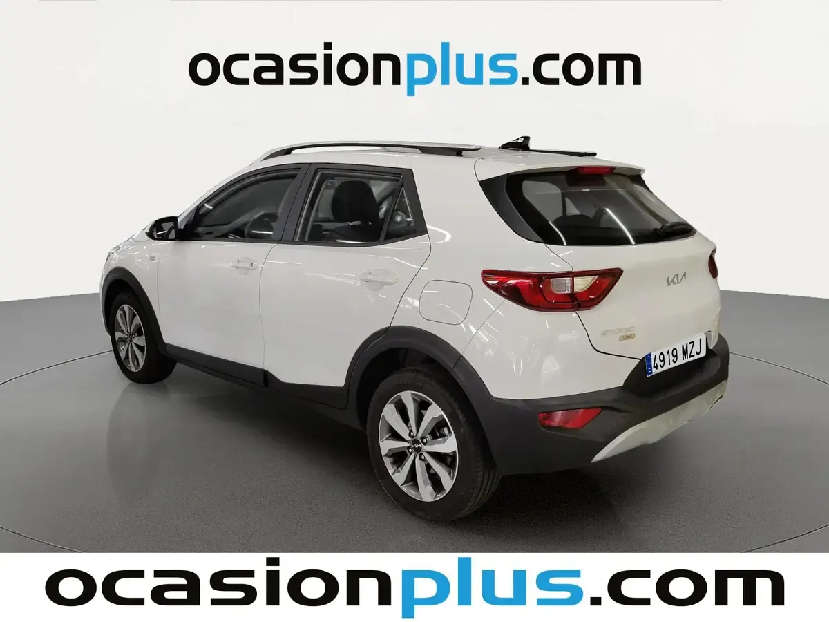 Usado Kia Stonic 101 CV (74 kW) 2025 Blanco SUV