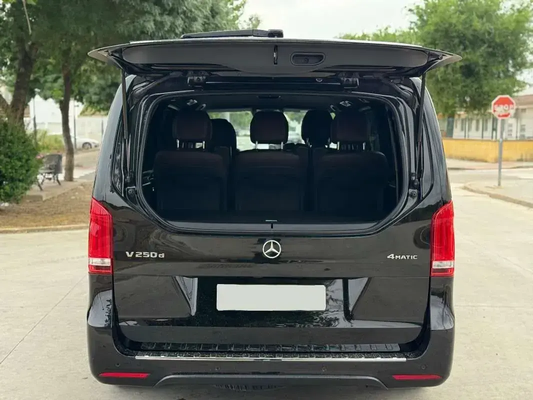Usado Mercedes V250 Avantgarde 190 CV (139 kW) 2019 Negro Monovolumen