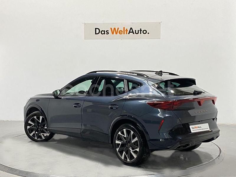 Usado Cupra Formentor 150 CV (110 kW) 2024 Gris / plata SUV