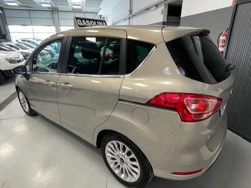 Usado Ford B-MAX Trend 125 CV (91 kW) 2013 Gris / plata Monovolumen