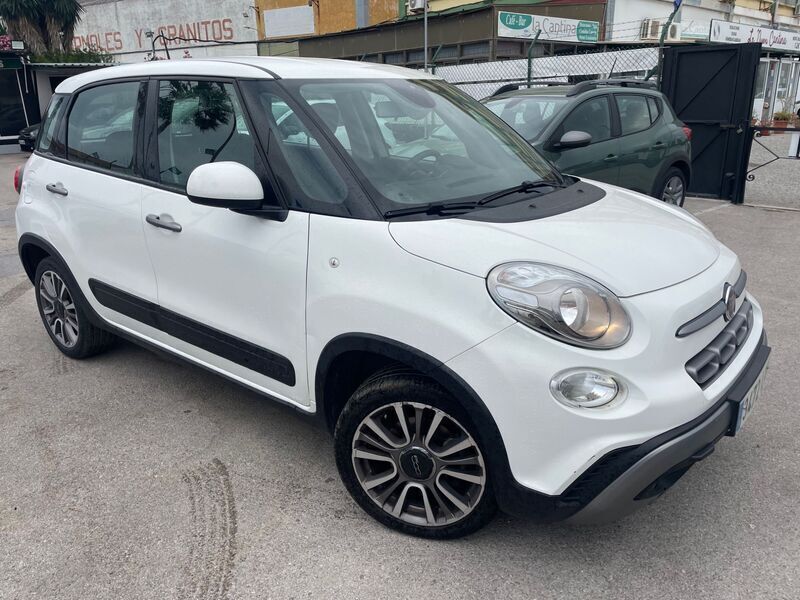 Blanco Usado 2022 Fiat 500L Cross Monovolumen | 14.500 € (Un poco caro) - Imagen 1/4