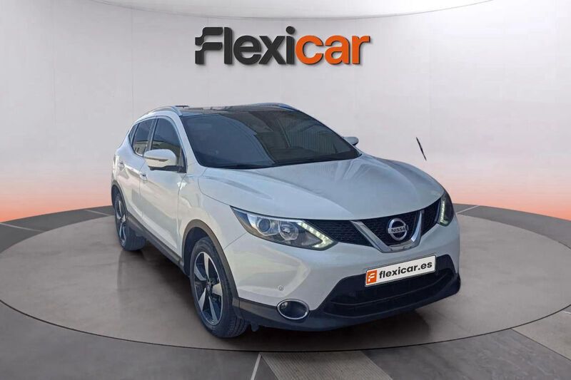 Blanco Usado 2015 Nissan Qashqai N-Connecta SUV | 12.990 € (Precio justo) - Imagen 1/4