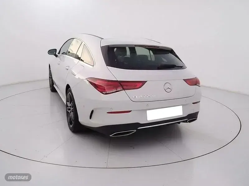 Usado Mercedes CLA220 190 CV (139 kW) 2022 Blanco Coupe
