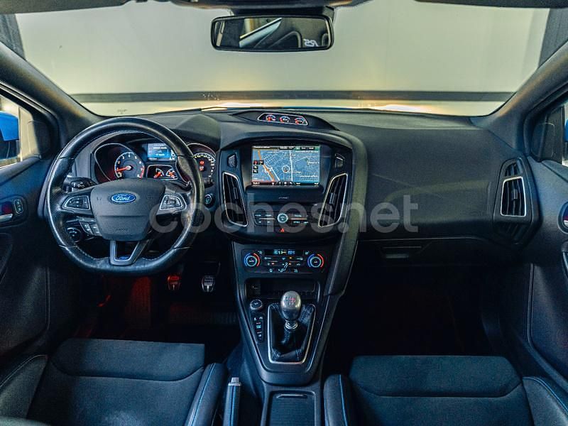 Usado Ford Focus Performance Edition 350 CV (257 kW) 2017 Negro Berlina