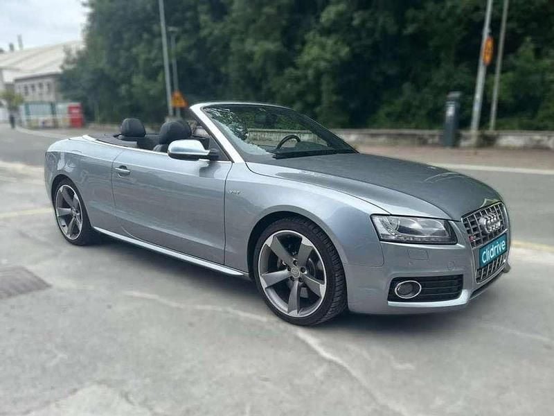 Usado Audi S5 Premium 333 CV (244 kW) 2010 Gris Descapotable