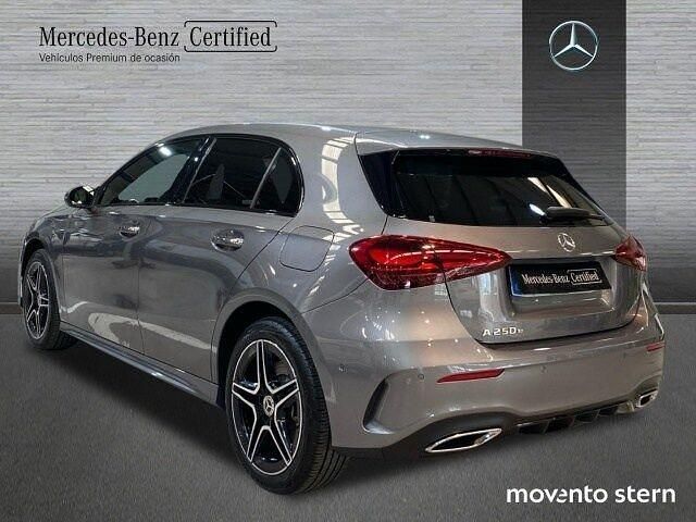 Usado Mercedes A160 218 CV (160 kW) 2024 Gris