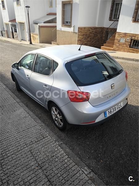 Begagnad Seat Ibiza 105 HK (77 kW) 2009 Grå Sedan