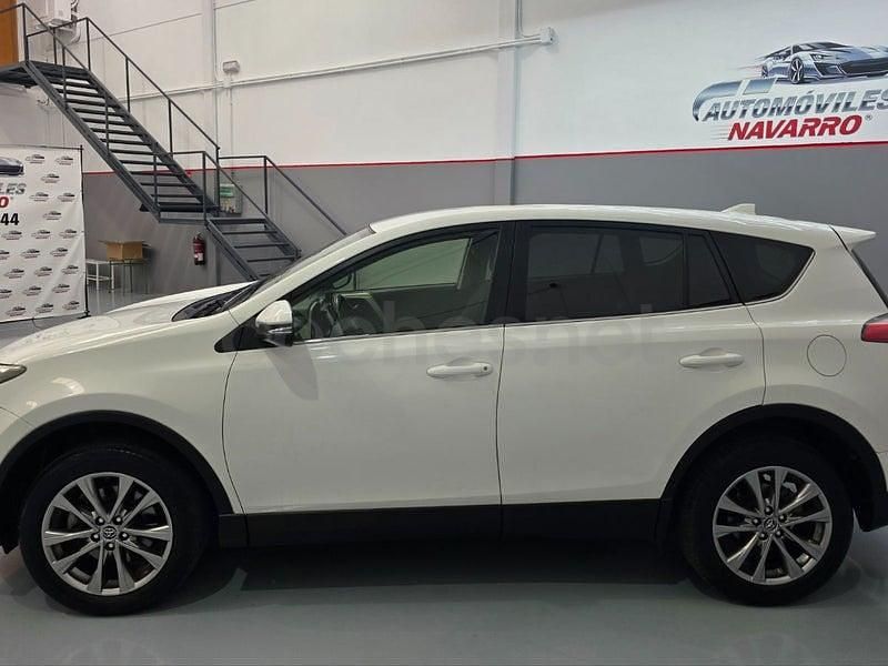 Usado Toyota RAV4 Advance 143 CV (105 kW) 2015 Blanco SUV