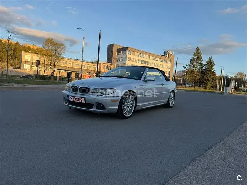 Usado BMW 330 231 CV (169 kW) 2004 Gris / plata Descapotable