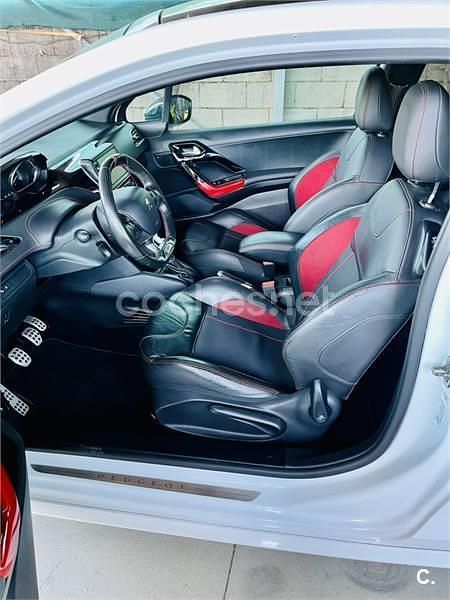 Używany Peugeot 208 GTi 200 KM (147 kW) 2013 Biały Hatchback