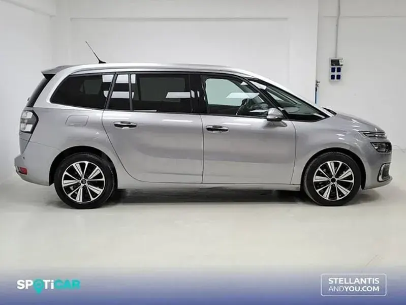 Usado Citroën Grand C4 Picasso Feel 150 CV (110 kW) 2016 Gris / plata Monovolumen