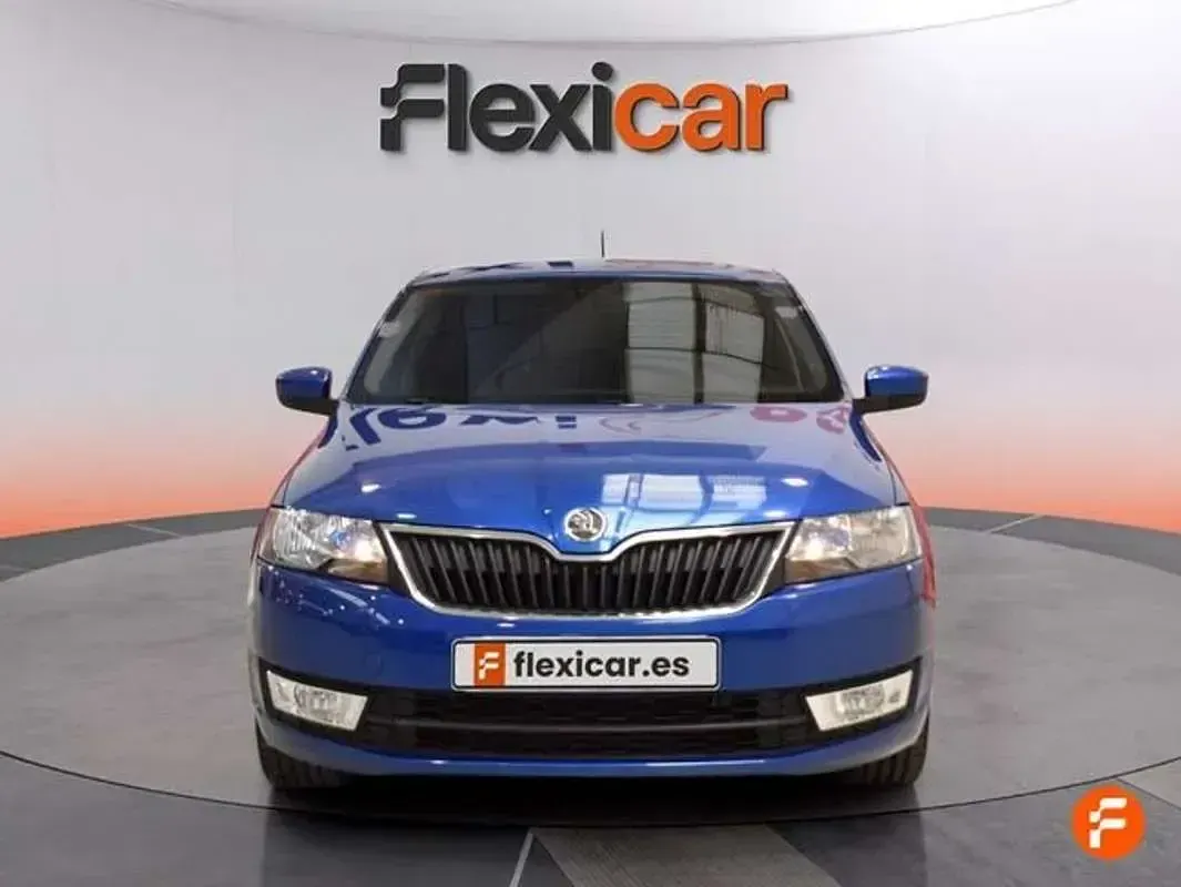 Usado Skoda Rapid 110 CV (80 kW) 2018 Azul Utilitario