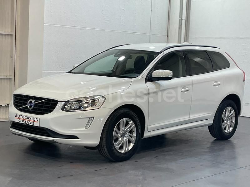 Blanco Usado 2017 Volvo XC60 Momentum SUV | 13.800 € (Super precio) - Imagen 1/4