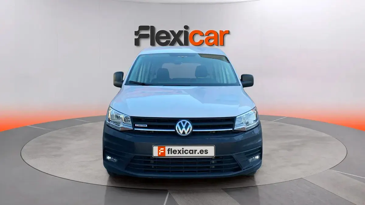 Usado VW Caddy Trendline 122 CV (89 kW) 2020 Blanco Monovolumen