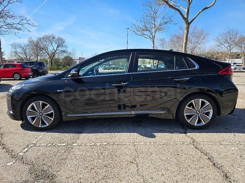 Usado Hyundai Ioniq Style 141 CV (103 kW) 2017 Negro Utilitario