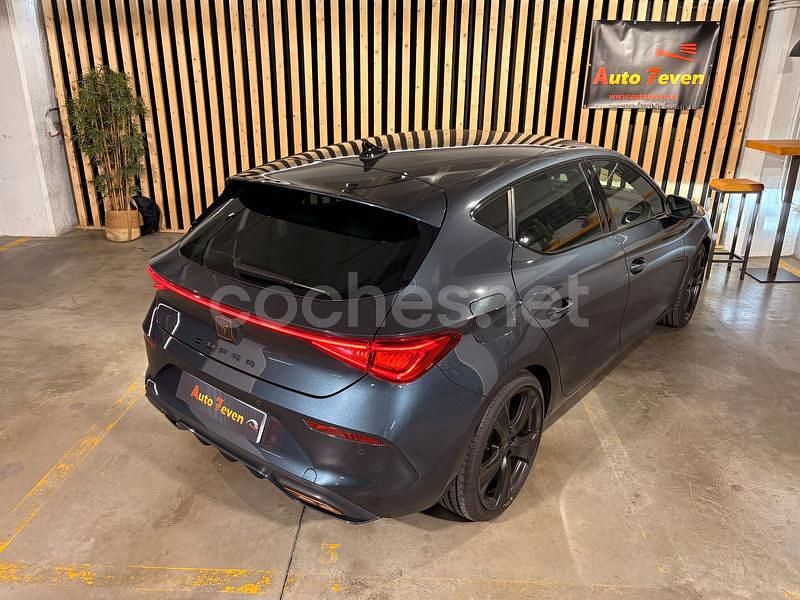 Usado Cupra Leon 245 CV (180 kW) 2021 Gris / plata Berlina