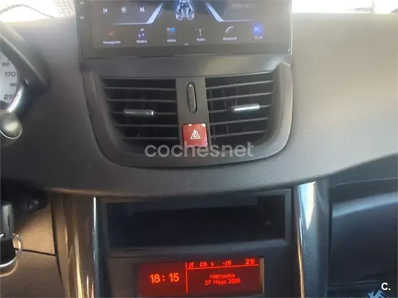Usado Peugeot 207 110 CV (80 kW) 2006 Negro Berlina