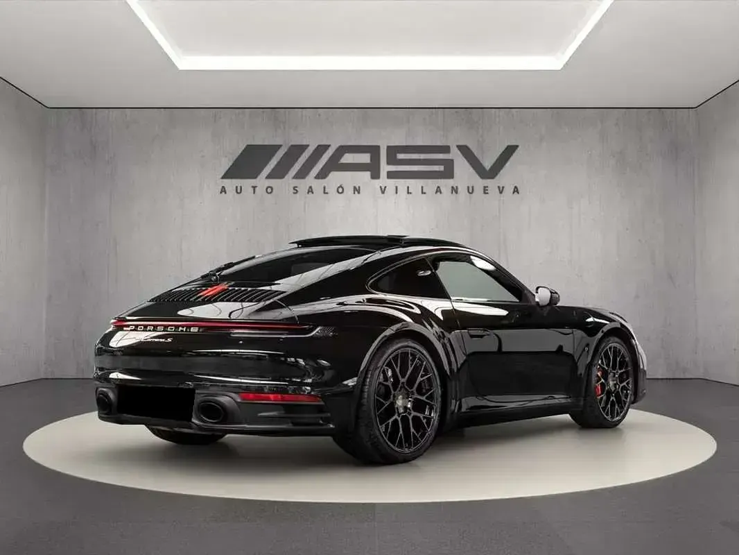 Käytetty Porsche 911 Carrera S 450 HP (330 kW) 2020 Musta Coupe - kaksiovinen