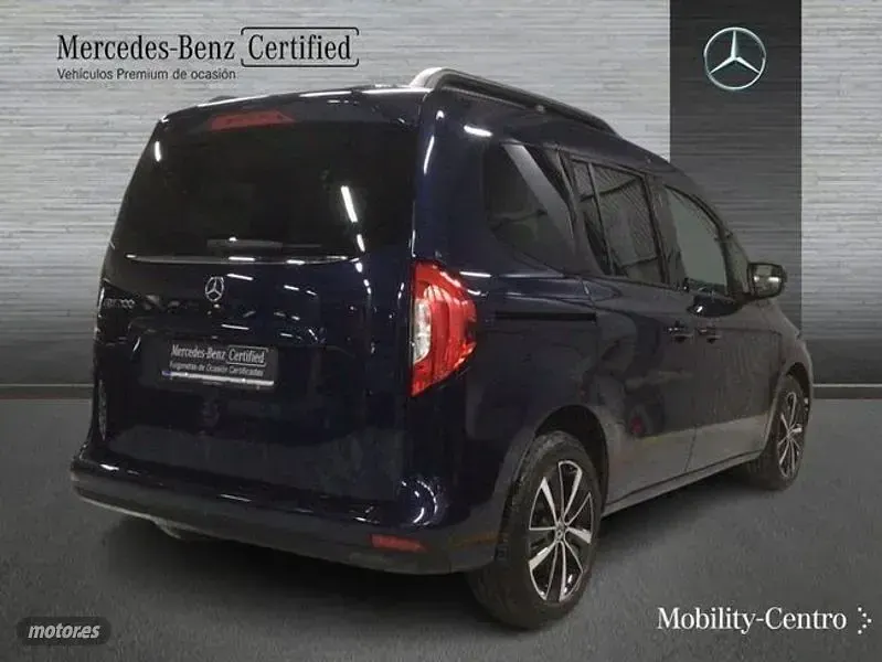 Usado Mercedes EQT200 89 kW (122 CV) 2025 Azul Monovolumen