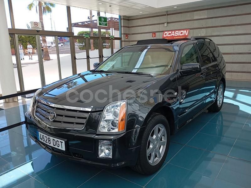 Negro Usado 2004 Cadillac SRX SUV | 9890 € - Imagen 1/4