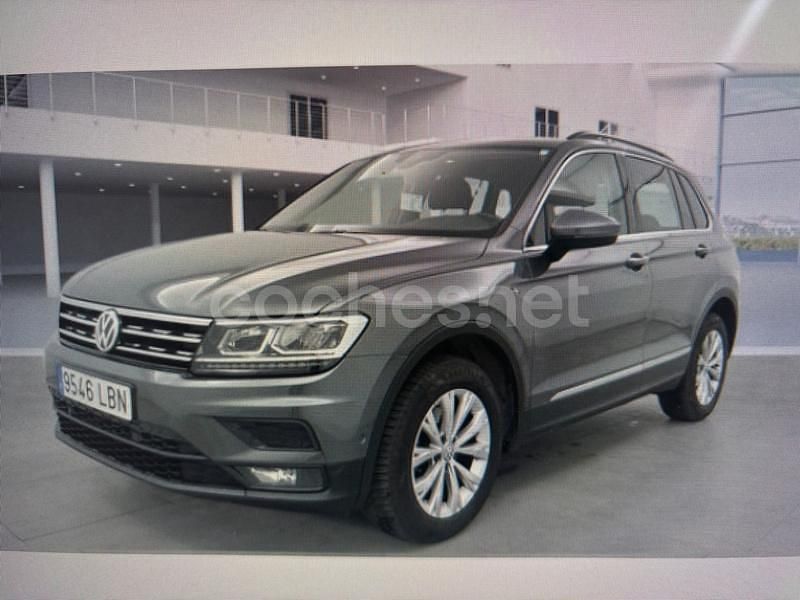 Gris / plata Usado 2020 VW Tiguan Advance SUV | 18.999 € (Super precio) - Imagen 1/4