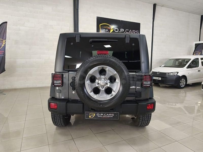 Usado Jeep Wrangler Rubicon 200 CV (147 kW) 2018 Gris / plata SUV