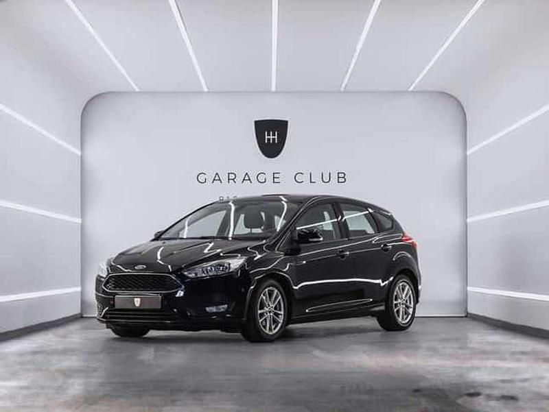 Usado Ford Focus Trend+ 120 CV (88 kW) 2015 Negro Utilitario