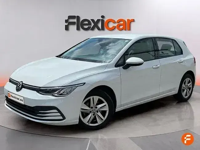 Usado VW Golf VIII Life 115 CV (84 kW) 2022 Blanco Familiar