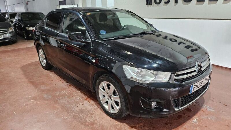 Negro Usado 2017 Citroën C-Elysee I Seduction Berlina | 5750 € - Imagen 1/4