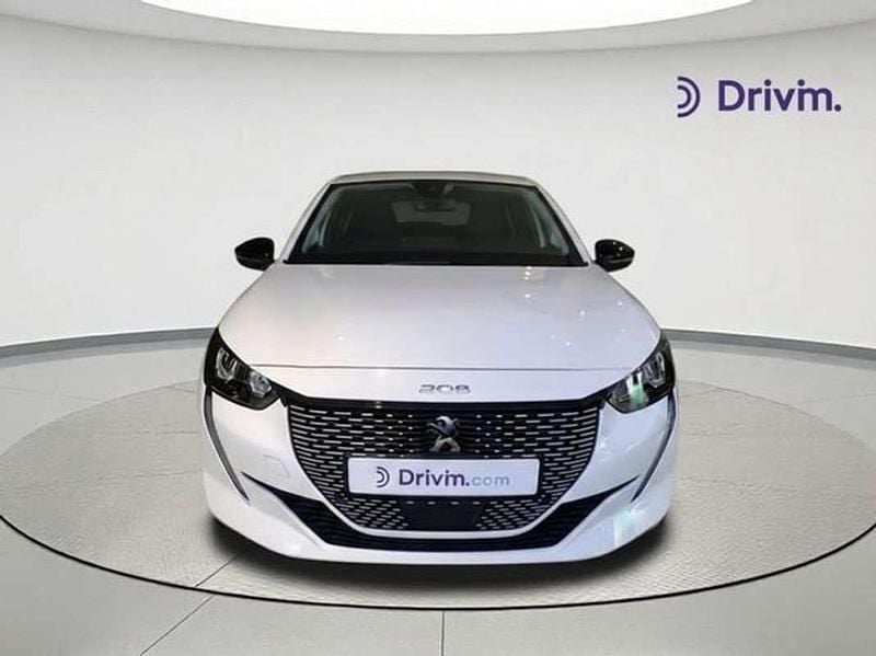 Usado Peugeot e-208 Allure 100 kW (136 CV) 2023 Blanco Utilitario