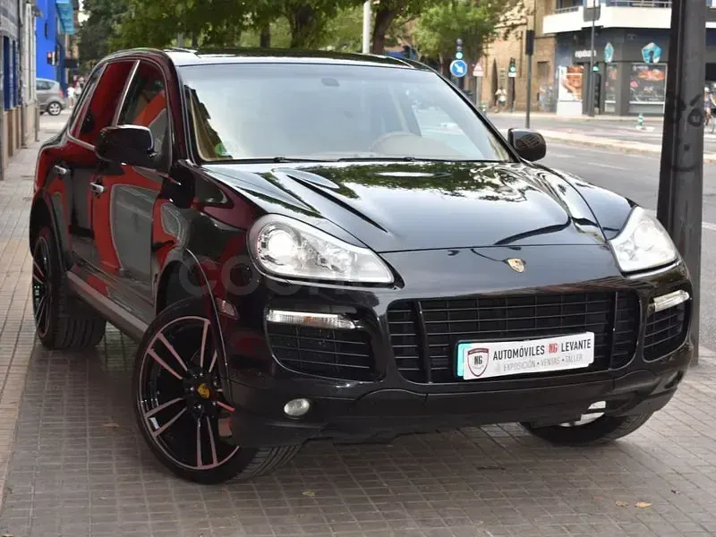 Usado Porsche Cayenne Turbo 500 CV (367 kW) 2007 Negro SUV