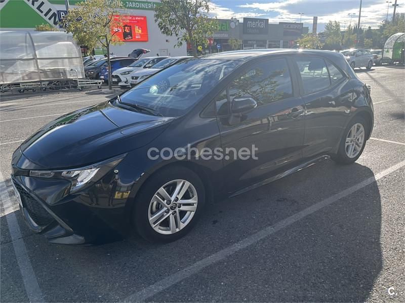 Negro Usado 2022 Toyota Corolla Business Edition Berlina | 17.200 € (Super precio) - Imagen 1/4